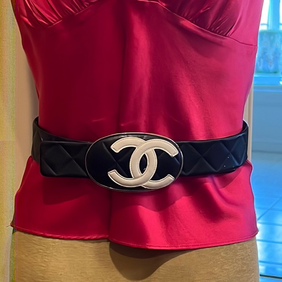 Chanel quilted leather belt - Picture 1 of 11